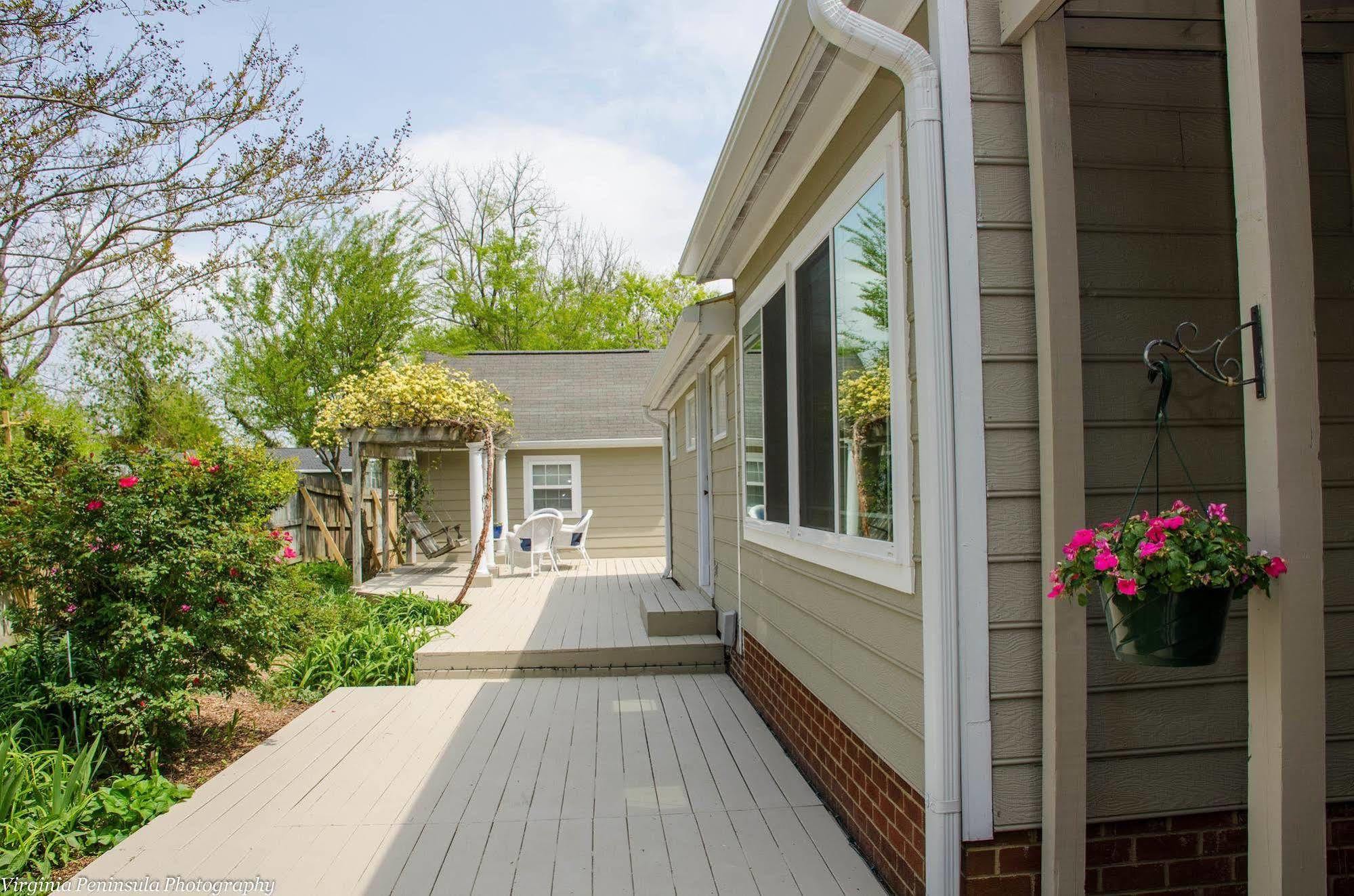 Marl Inn Bed And Breakfast Yorktown Exterior photo