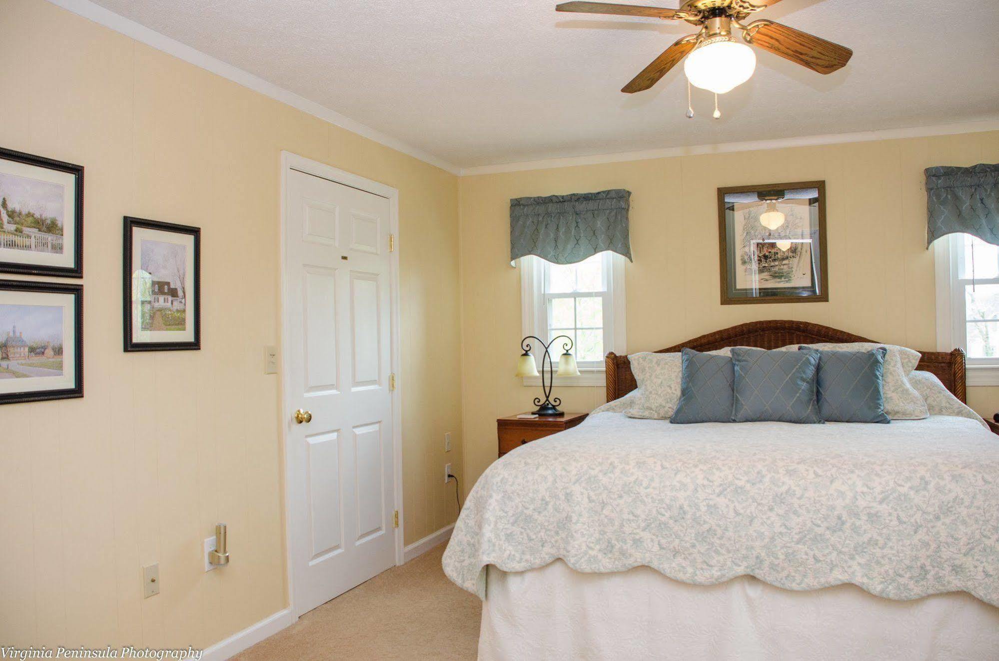Marl Inn Bed And Breakfast Yorktown Exterior photo
